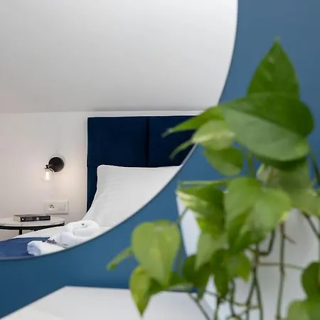 House With Private Hot Tub-near Sea, Lakes And Forest *