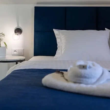 Feriehus House With Private Hot Tub-near Sea, Lakes And Forest